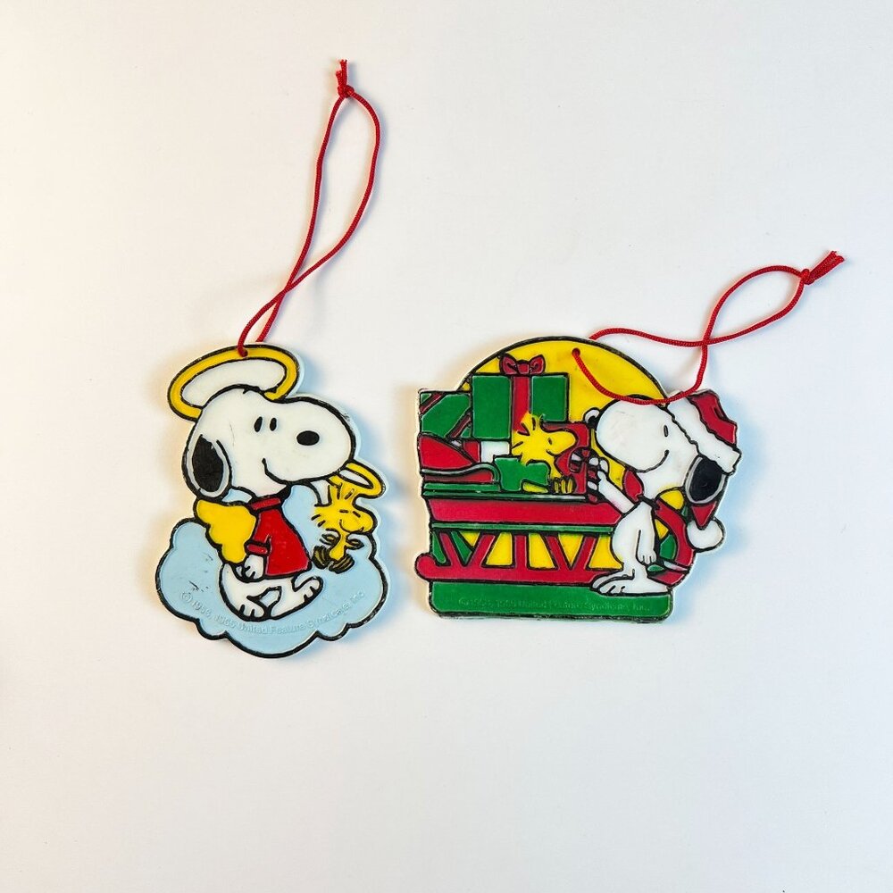 Vintage Peanuts Snoopy Angel Santa Sleigh Woodstock Plastic Christmas Ornaments